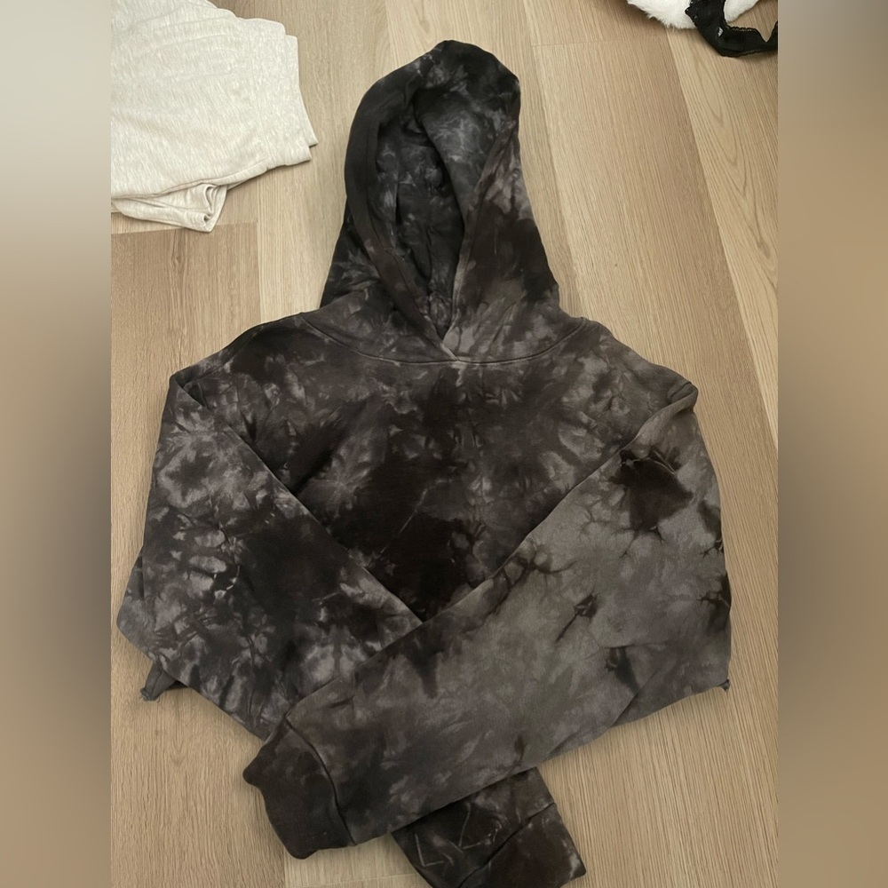 Talentless Cropped Tie Dye Hoodie